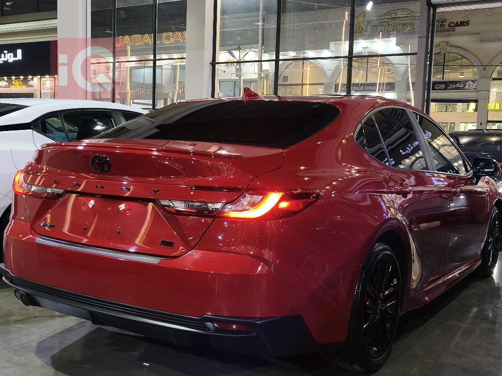 تۆیۆتا کامری